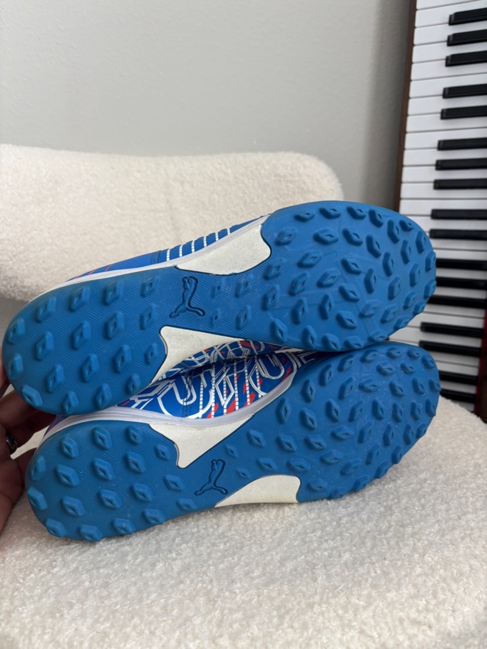 PUMA SOCCER SHOES - Picture 6 of 6